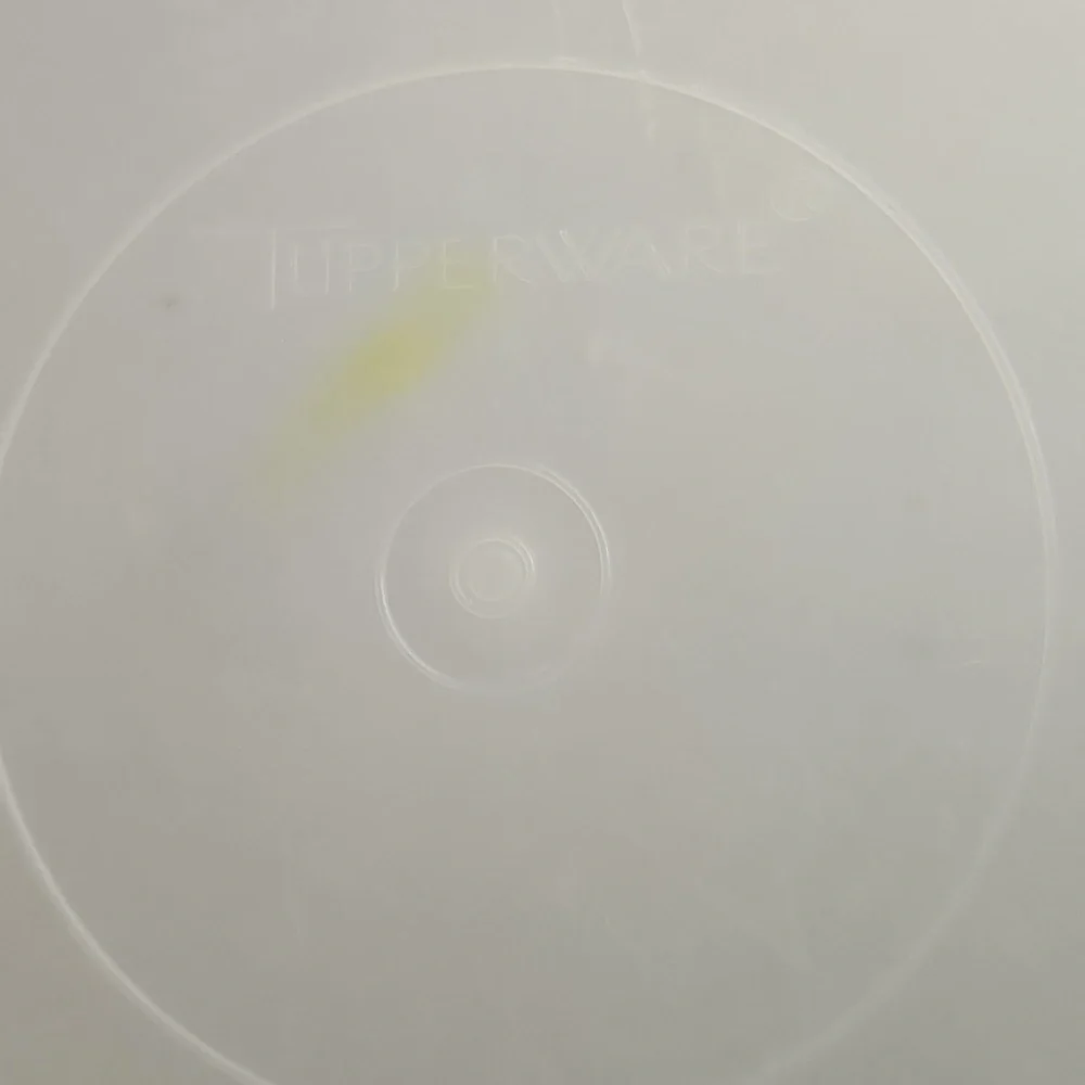 Round Tupperware Vintage 12